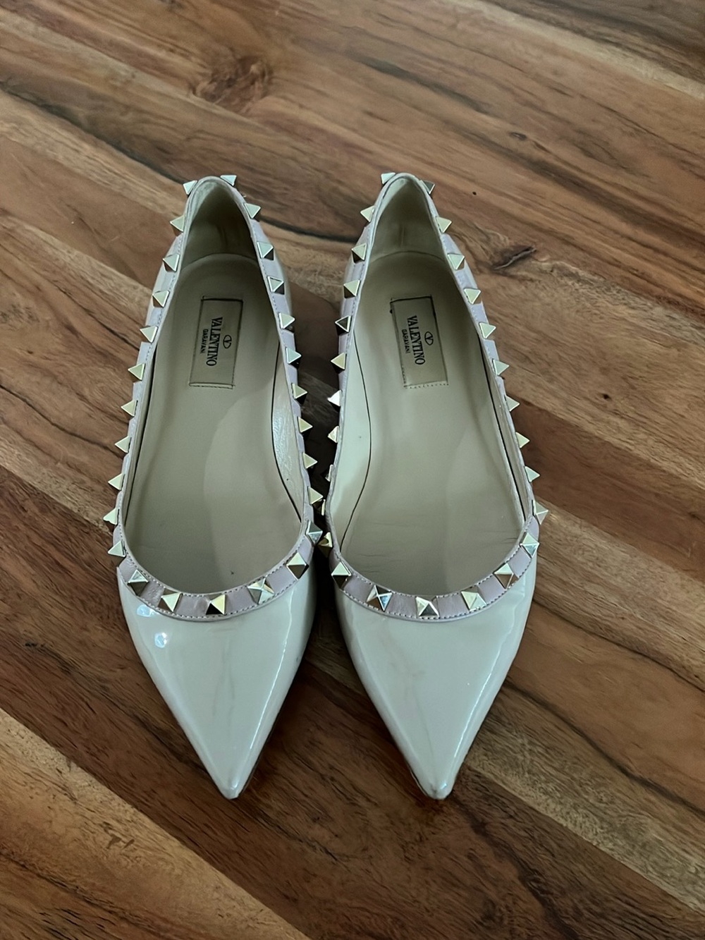 Valentino flats